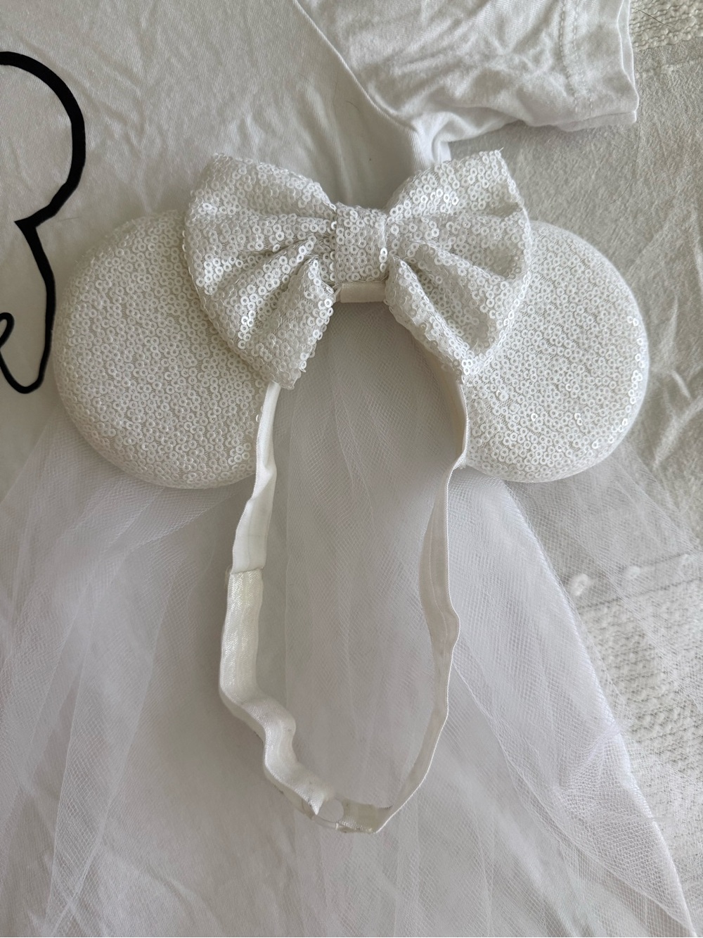 Sequin White Minnie Ear Headband with Bow